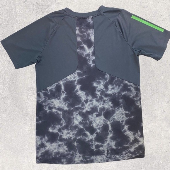 Youth Adidas Sports Shirt - Boy’s Size L 14/16 - Picture 3 of 5